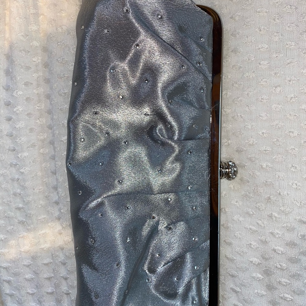 grey clutch w sparkles